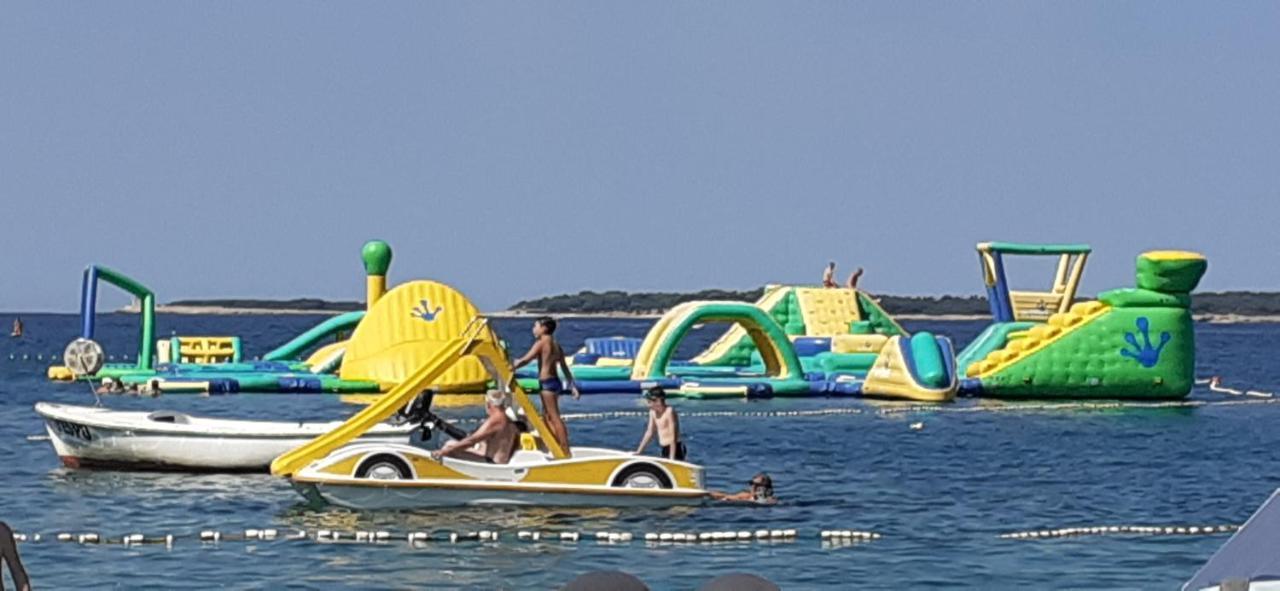 Adriatic Apartments Nada 法扎纳 外观 照片