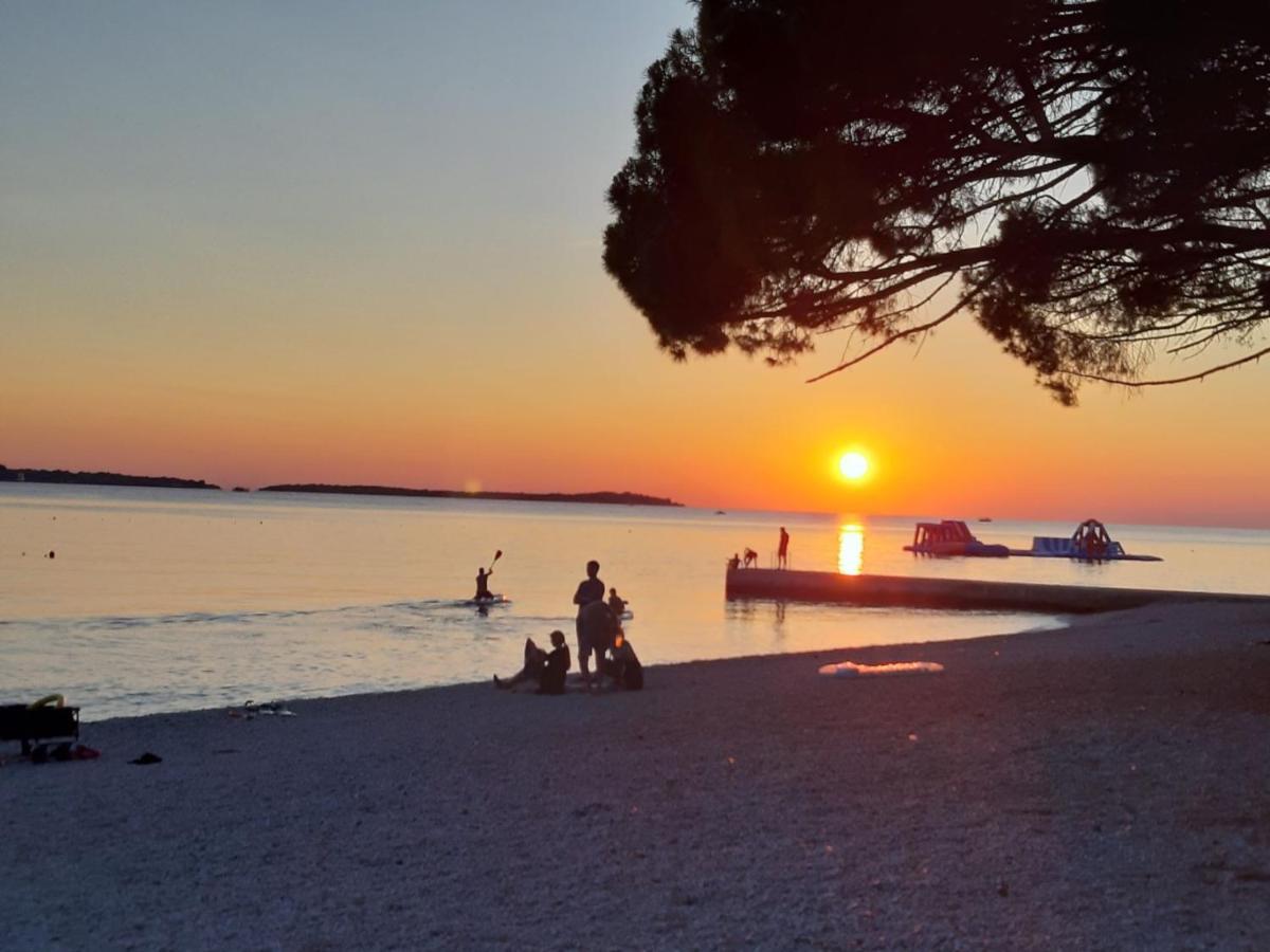 Adriatic Apartments Nada 法扎纳 外观 照片